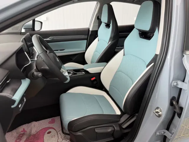 Geely Emgrand S — Фото автомобиля 15