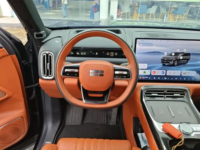 Geely Galaxy M9 — Фото автомобиля 10