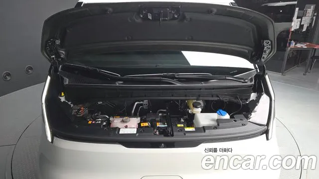 Kia PV5 — Фото автомобиля 6