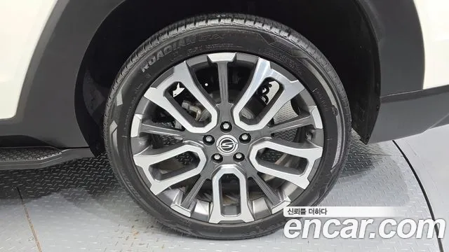 KGM Torres — Фото автомобиля 5