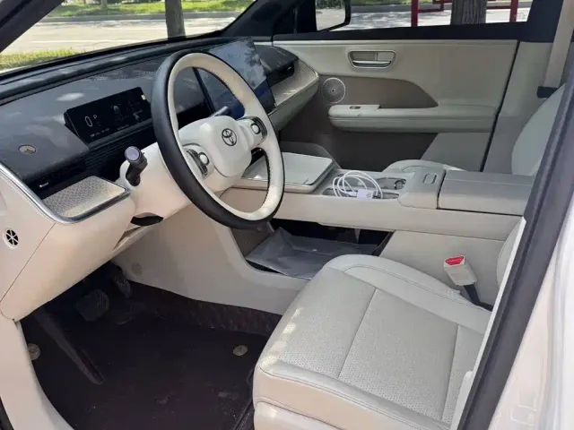 Toyota BoZhi 3X — Фото автомобиля 17