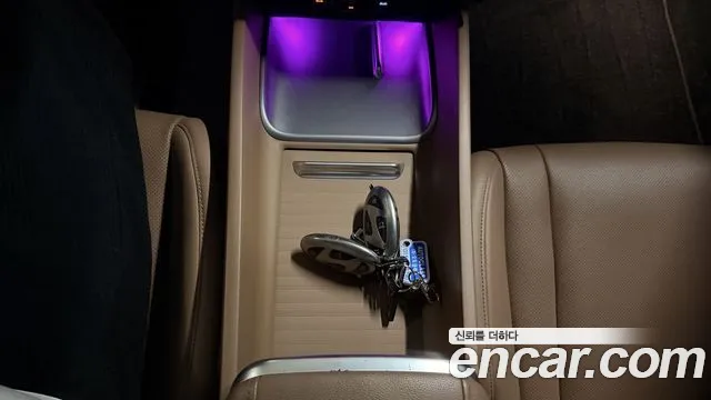 Hyundai Grandeur GN7 — Фото автомобиля 9
