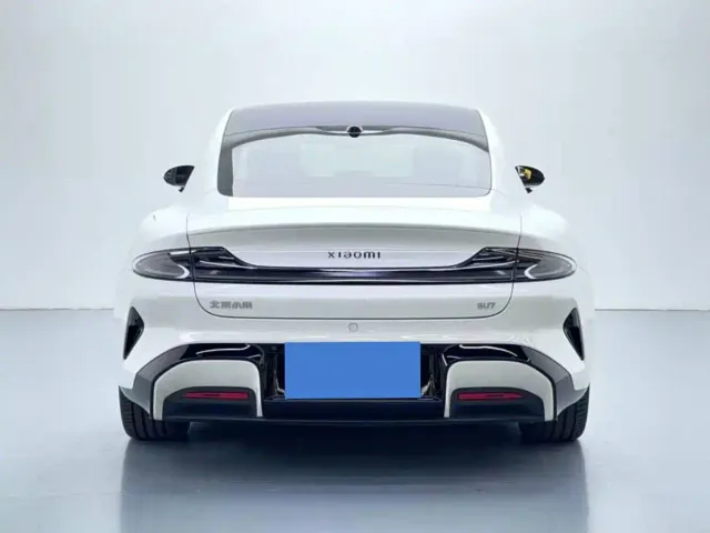 Xiaomi SU7 — Фото автомобиля 5