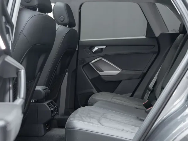 Audi Q3 — Фото автомобиля 14