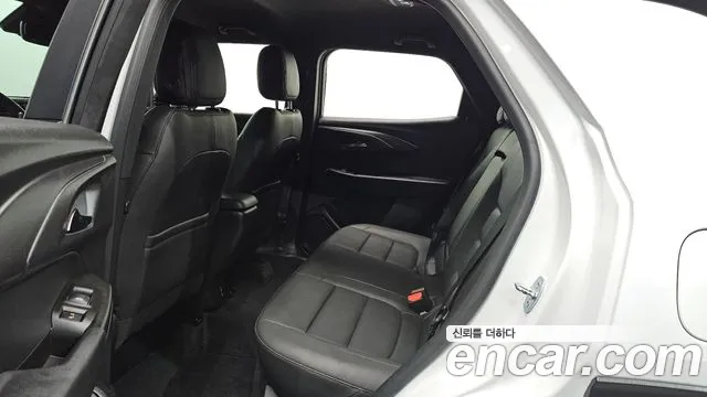 Chevrolet Trailblazer — Фото автомобиля 12