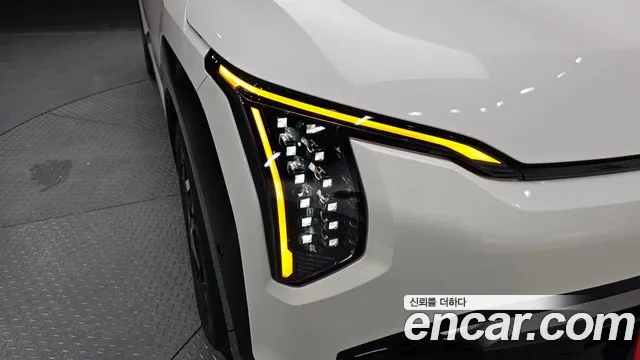 Kia EV3 Long Range 2WD — Фото автомобиля 21