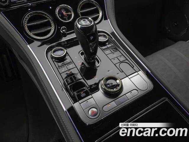 Bentley Continental — Фото автомобиля 15