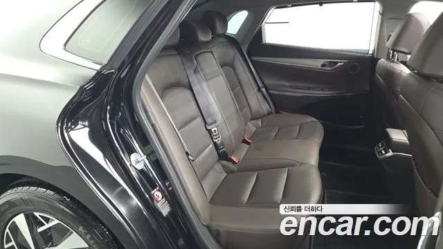 Hyundai Grandeur (New) Hybrid — Фото автомобиля 18