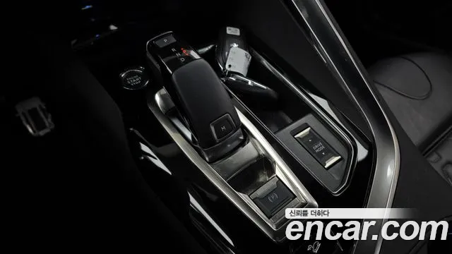 Peugeot 3008 — Фото автомобиля 9