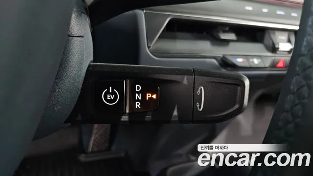 Kia EV9 — Фото автомобиля 12