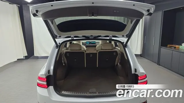 Genesis GV80 2.5T Бензин 2WD — Фото автомобиля 29