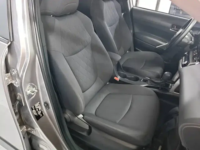 Toyota Corolla Cross — Фото автомобиля 24