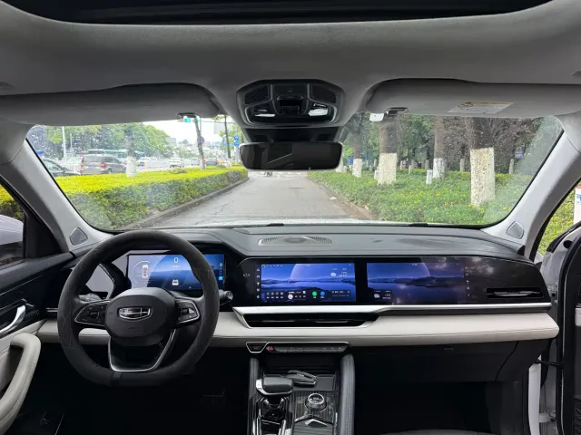 Geely Xingyue L — Фото автомобиля 5