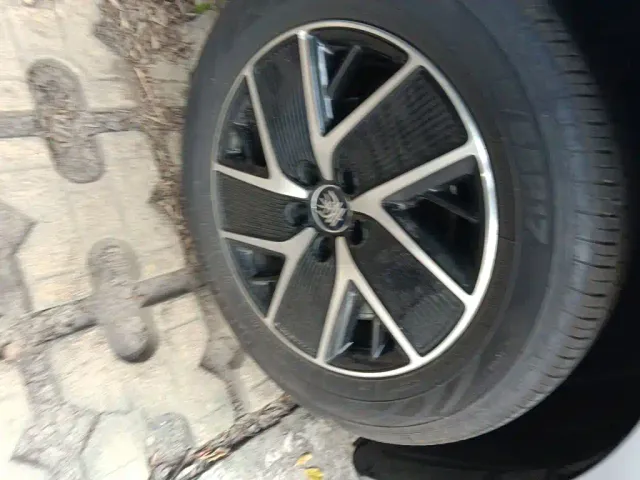 BYD Qin L — Фото автомобиля 8