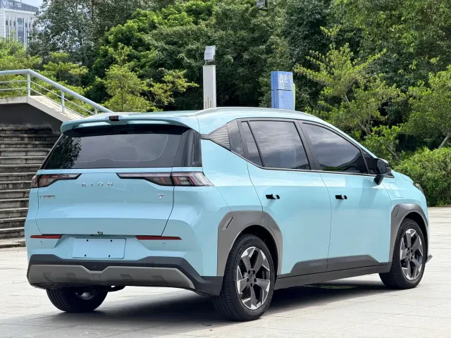GAC Aion Y — Фото автомобиля 6