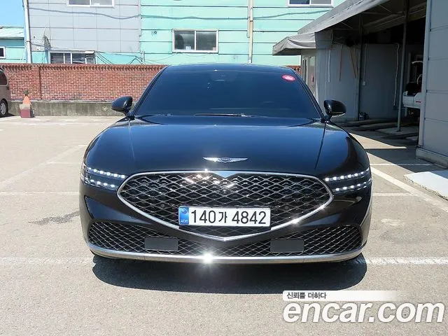 Genesis G90 Бензин 3.5 турбо AWD — Фото автомобиля 2