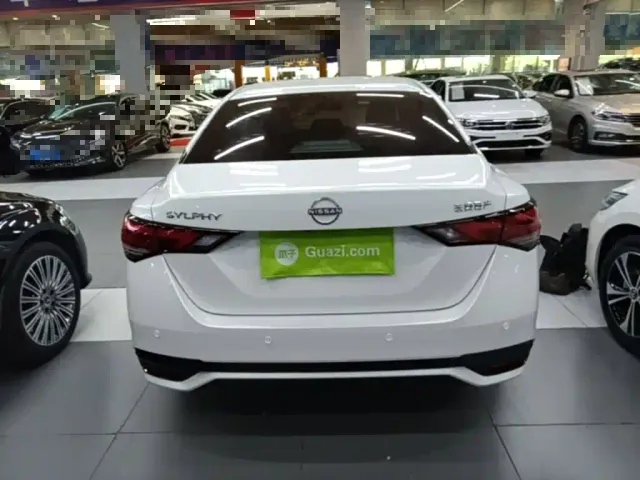 Nissan Sylphy — Фото автомобиля 5