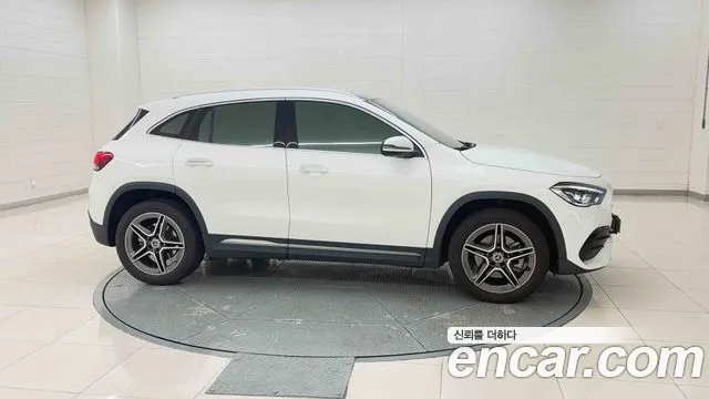 Mercedes-Benz GLA-Class H247 — Фото автомобиля 6