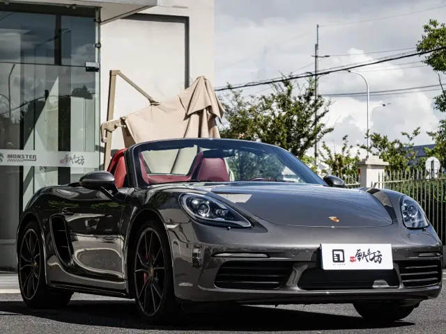 Porsche 718 — Фото автомобиля 8