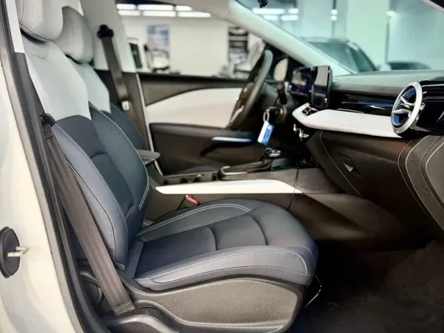 Chevrolet Monza — Фото автомобиля 12