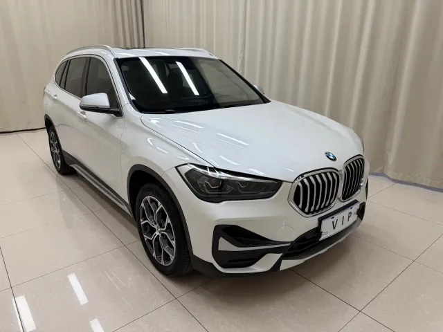 BMW X1 — Фото автомобиля 3
