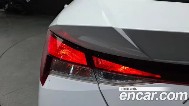 Hyundai AVANTE Avante (CN7) — Фото автомобиля 23