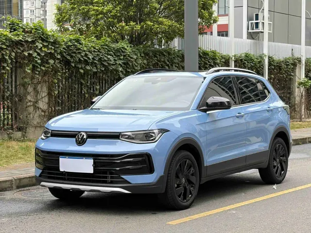 Фотография автомобиля — Volkswagen Tharu