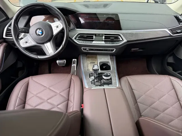 BMW X5 — Фото автомобиля 10