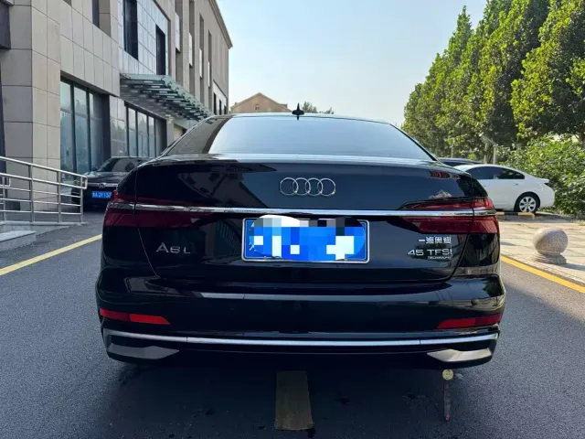 Audi A6L — Фото автомобиля 4