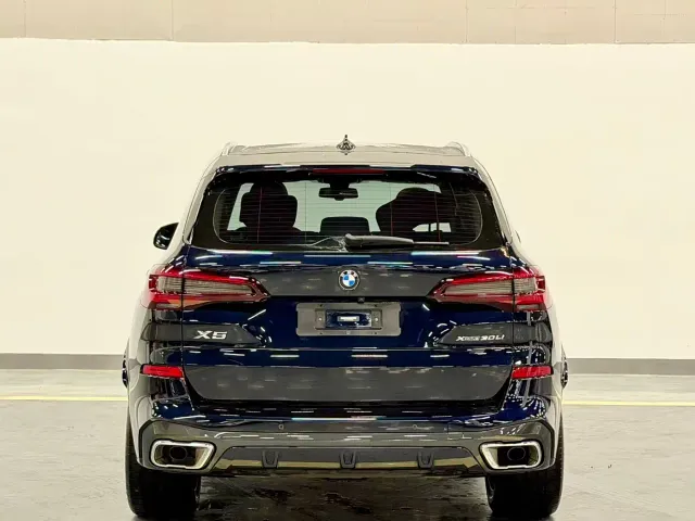BMW X5 — Фото автомобиля 10