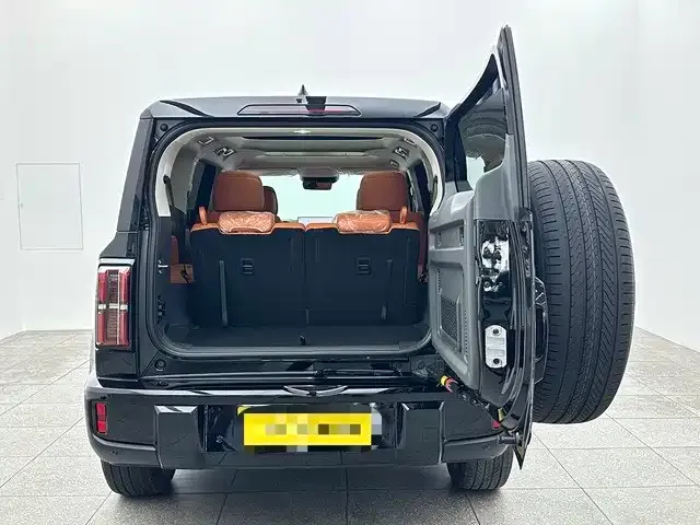 Haval Great Wall H10 — Фото автомобиля 16