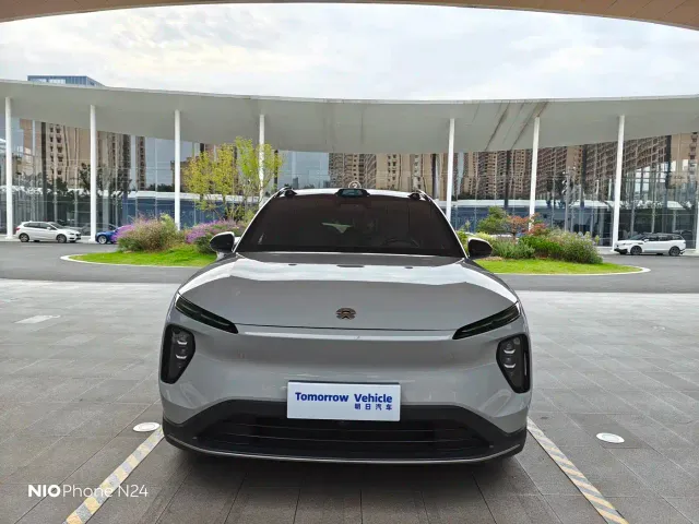 Nio ES6 — Фото автомобиля 8