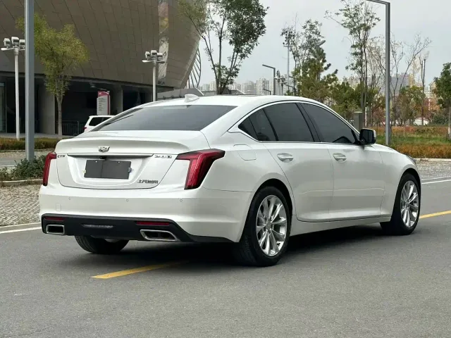 Cadillac CT5 — Фото автомобиля 6