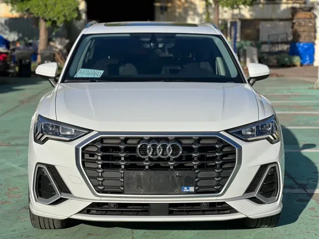 Audi Q3 — Фото автомобиля 2