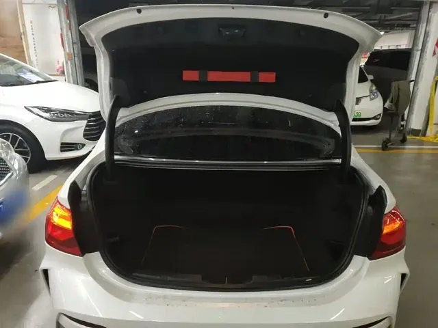 BMW 1 Series — Фото автомобиля 18