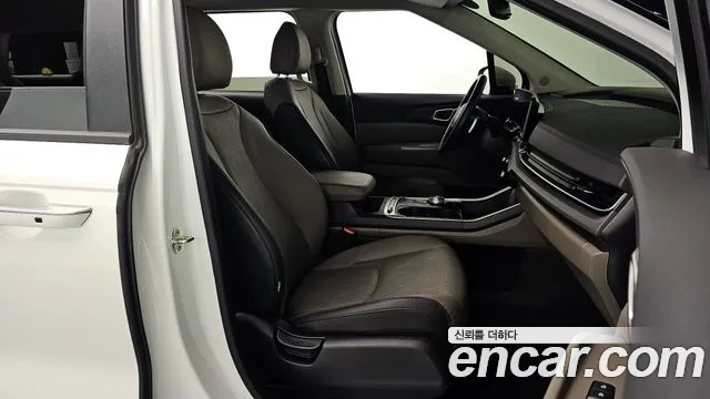 Kia Carnival 4th Gen — Фото автомобиля 11