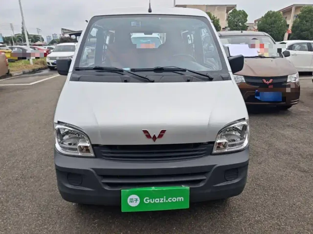Wuling Zhiguang — Фото автомобиля 2