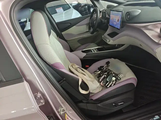 BYD Dolphin — Фото автомобиля 24