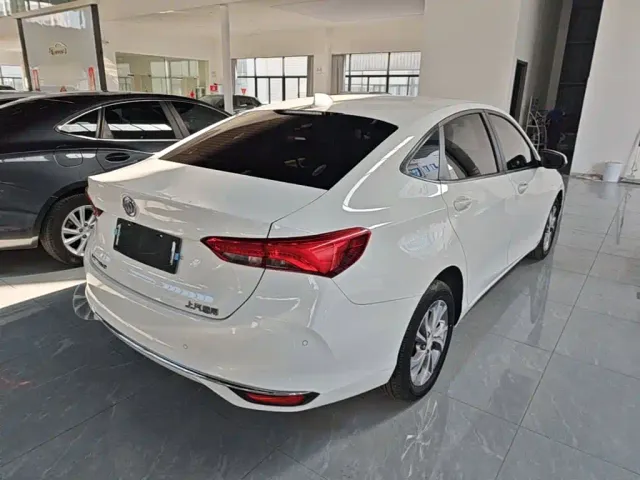 Buick Verano — Фото автомобиля 6
