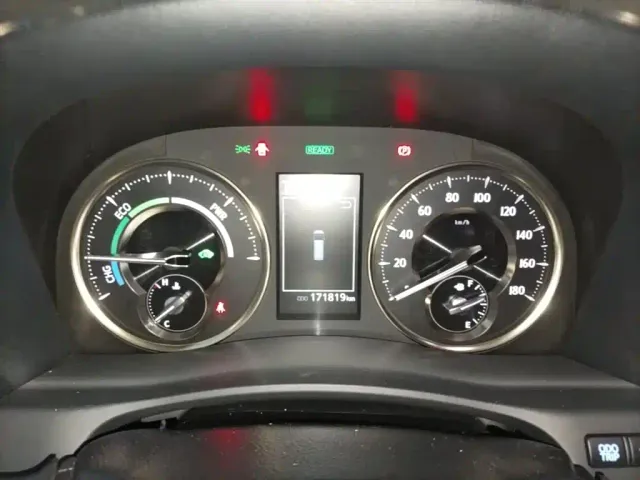 Toyota Vellfire — Фото автомобиля 11