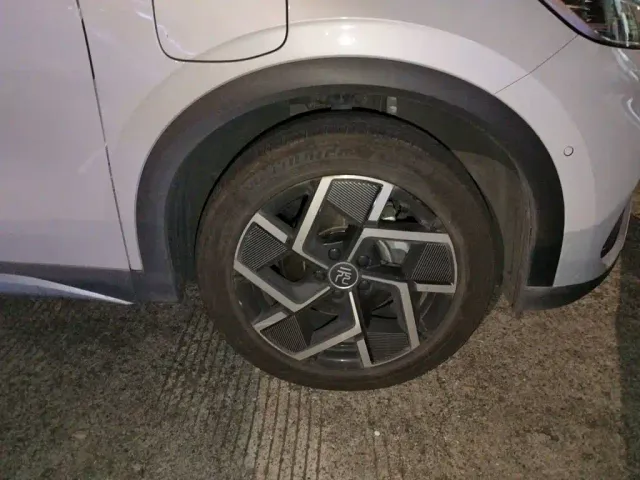 BYD Yuan PLUS — Фото автомобиля 25