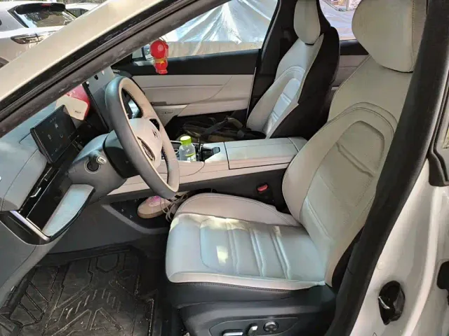 Dongfeng eπ 007 — Фото автомобиля 11