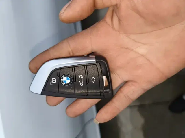 BMW 3 Series — Фото автомобиля 8