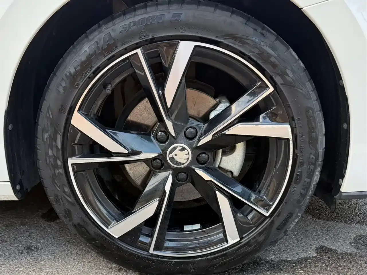 Škoda Octavia 2022 PRO TSI280 Premium Edition — Фото автомобиля 13