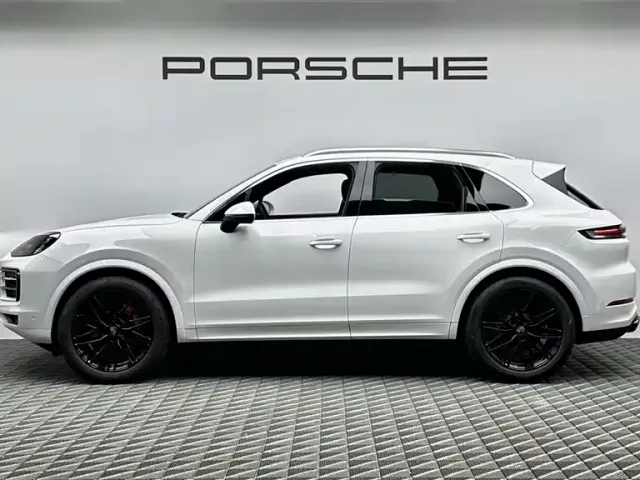 Porsche Cayenne — Фото автомобиля 4