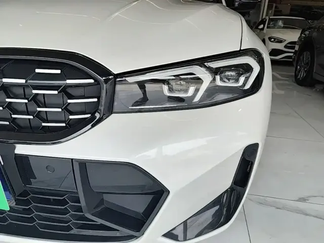 BMW 3 Series — Фото автомобиля 23