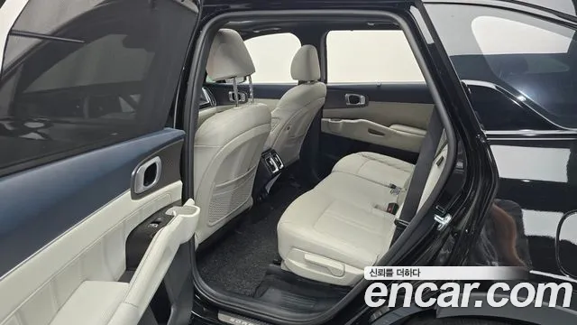 Kia Sorento — Фото автомобиля 12