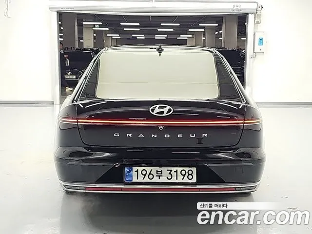 Hyundai Grandeur GN7 — Фото автомобиля 3