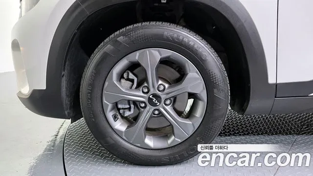 Kia Seltos — Фото автомобиля 5