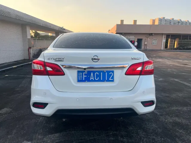 Nissan Sylphy — Фото автомобиля 4